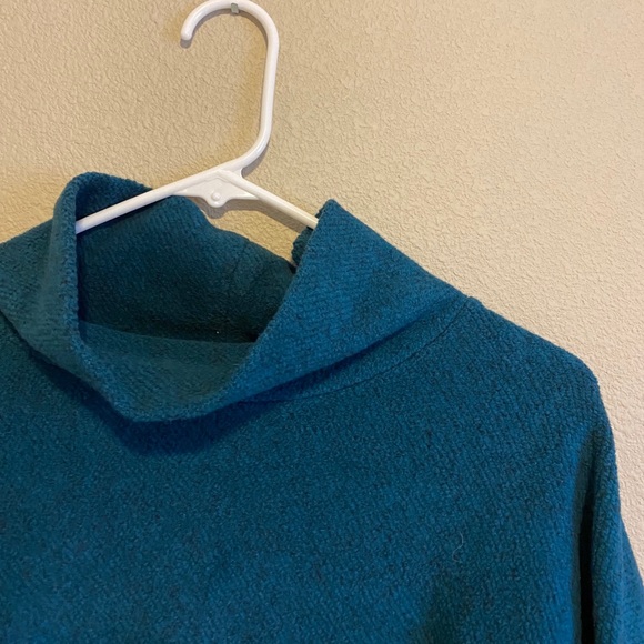 Super cozy cowl - Picture 2 of 2